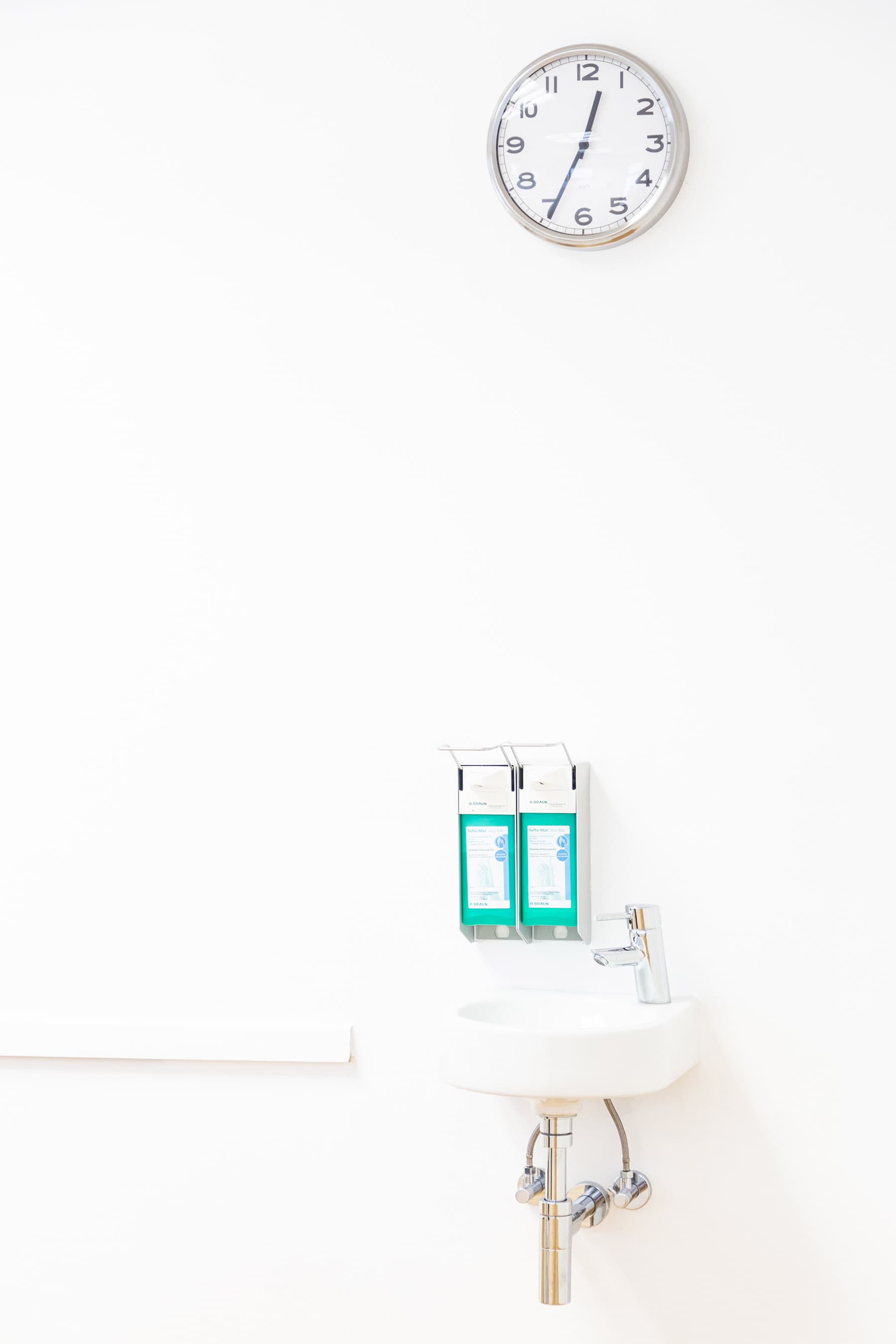 Unsere Ordination ist auch öffentlich erreichbar.